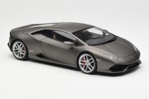 Lamborghini Huracan LP610-4 Сив AUTOart 1:18 74606 Композит — снимка 6 от 8