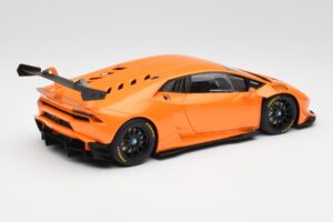 Lamborghini Huracan LP620-2 Super Trofeo Arancio Borealis Pearl Effect Оранжев AUTOart 1:18 81558 Метал — снимка 3 от 8