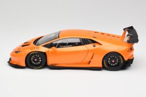 Lamborghini Huracan LP620-2 Super Trofeo Arancio Borealis Pearl Effect Оранжев AUTOart 1:18 81558 Метал — снимка 4 от 8