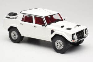 Lamborghini LM002 Бял Kyosho 1:18 GTS18508W Смола — снимка 4 от 6