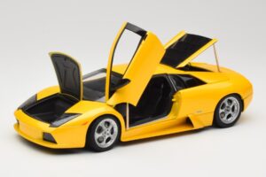 Lamborghini Murcielago LP640 Giallo Orion AUTOart 1:18 74511 Метал — снимка 2 от 8