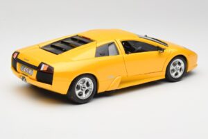 Lamborghini Murcielago LP640 Жълт Bburago 1:18 23124646-M1 Метал — снимка 3 от 8