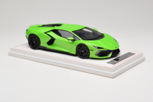 Lamborghini Revuelto Зелен Metallic IVY 1:18 REMC024 Смола — снимка 4 от 7