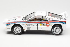 Lancia 037 Martini #1 W. Rohrl / C. Geistdorfer Winner Rally Monte Carlo 1983 Нощна Версия Kyosho 1:18 08306A Метал — снимка 4 от 8