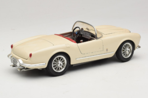Lancia Aurelia B24 Spider Бежов Bburago 1:18 3010-M2 Метал — снимка 3 от 8