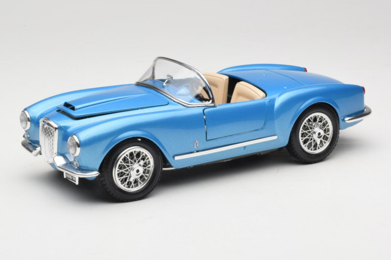 Lancia Aurelia B24 Spider Син Bburago 1:18 3010-M1 Метал