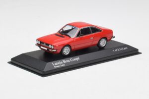 Lancia Beta Coupe Червен Minichamps 1:43 400125720 Метал — снимка 2 от 3