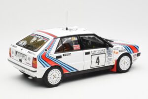 Lancia Delta HF 4WD #4 M. Alen / I. Kivimaki Martini Rally 1000 Lakes 1987 Kyosho 1:18 08960B Метал — снимка 3 от 8