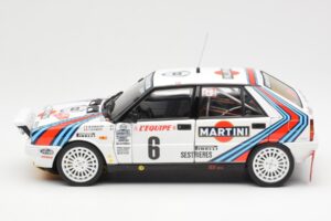 Lancia Delta HF 4WD #6 M. Biasion / T. Siviero Martini Rally Monte Carlo 1987 Kyosho 1:18 08960A Метал — снимка 4 от 8