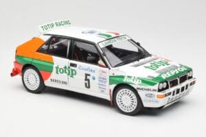 Lancia Delta HF Integrale Evo II Totip #5 A. Aghini / S. Farnocchia Rally Monte Carlo 1993 Kyosho 1:18 08348F Метал — снимка 6 от 8