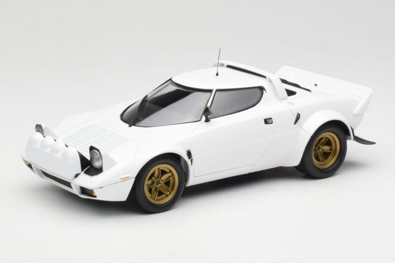 Lancia Stratos HF Stradale Бял Minichamps 1:18 155741700 Метал