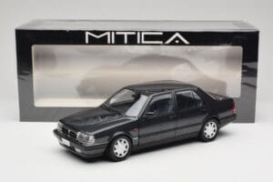 Lancia Thema Turbo 16V LX Serie II Черен Mitica 1:18 202010-D Метал — снимка 8 от 8