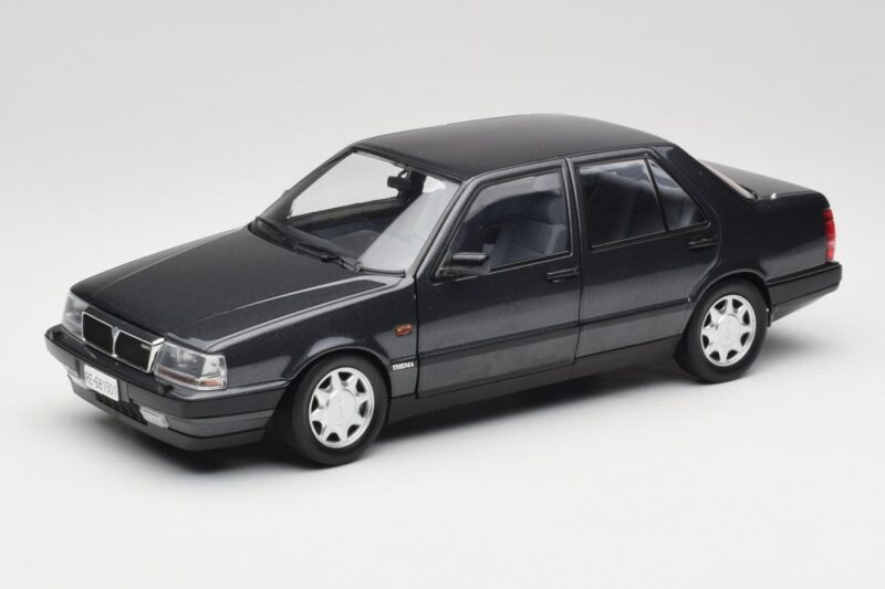 Lancia Thema Turbo 16V LX Serie II Черен Mitica 1:18 202010-D Метал