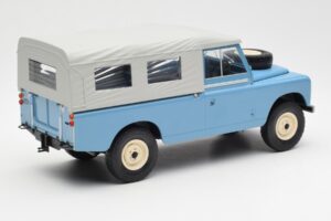 Land Rover Series II 109 Pick Up Closed Син MCG 1:18 MCG18094 Метал — снимка 2 от 6