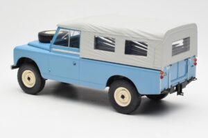 Land Rover Series II 109 Pick Up Closed Син MCG 1:18 MCG18094 Метал — снимка 5 от 6