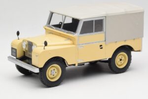 Land Rover 88 Series 1 Hard Top Светло Бежов MCG 1:18 MCG18368 Метал