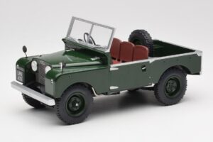 Land Rover 88 Series 1 Open Top Тъмно Зелен MCG 1:18 MCG18367 Метал
