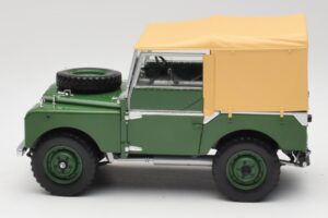 Land Rover 88 Series I Bronze Green Minichamps 1:18 150168906 Метал — снимка 4 от 8