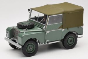 Land Rover 88 Series I Зелен Minichamps 1:18 150168900 Метал