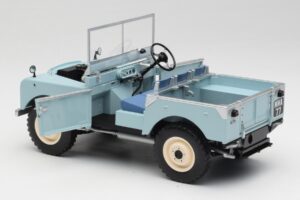 Land Rover 88 Series I RAF Blue Minichamps 1:18 150168908 Метал — снимка 5 от 8