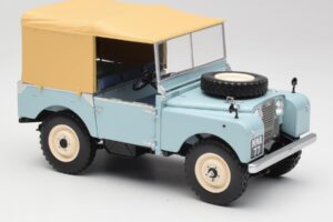 Land Rover 88 Series I RAF Blue Minichamps 1:18 150168908 Метал — снимка 6 от 8