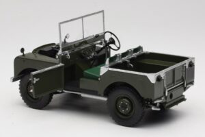 Land Rover 88 Series I Matt Green Minichamps 1:18 150168909 Метал — снимка 5 от 8