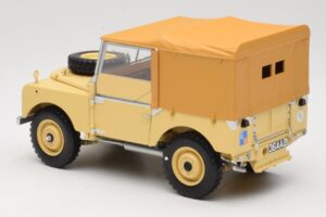 Land Rover 88 Series I RAF Beige Minichamps 1:18 150168911 Метал — снимка 7 от 8