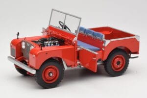 Land Rover 88 Series I Червен Minichamps 1:18 150168910 Метал — снимка 2 от 8