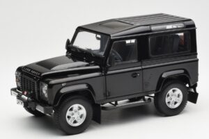 Land Rover Defender 90 Santorini Черен Металик Kyosho 1:18 08901BK Метал