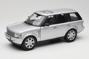 Land Rover Range Rover L322 Сребрист Welly 1:18 12536W Метал