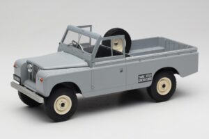 Land Rover Series II 109 Pickup Сив MCG 1:18 MCG18092 Метал