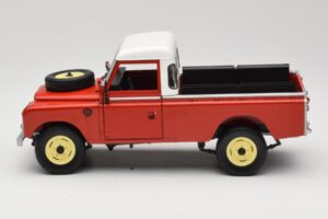 Land Rover Series I 109 Pickup Червен Eagle Collectibles 1:18 440500 Метал — снимка 4 от 8