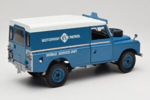 Land Rover Series III 109 Soft Top Motorway Patrol Син Eagles Race 1:18 4403 Метал — снимка 3 от 8