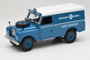 Land Rover Series III 109 Soft Top Motorway Patrol Син Eagles Race 1:18 4403 Метал