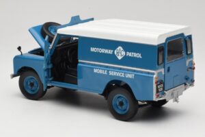 Land Rover Series III 109 Soft Top Motorway Patrol Син Eagles Race 1:18 4403 Метал — снимка 5 от 8