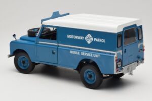 Land Rover Series III 109 Soft Top Motorway Patrol Син Eagles Race 1:18 4403 Метал — снимка 7 от 8