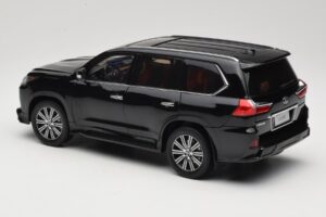 Lexus LX570 J200 Черен LCD 1:18 LCD18010-BL Метал — снимка 7 от 8