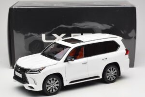 Lexus LX570 J200 Бял LCD 1:18 LCD18010-WH Метал — снимка 8 от 8