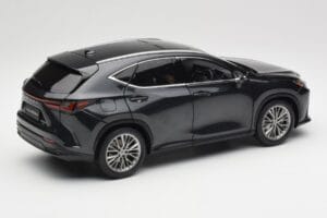 Lexus NX450h+ AZ20 Черен Kyosho 1:18 08968GBK Смола — снимка 3 от 8