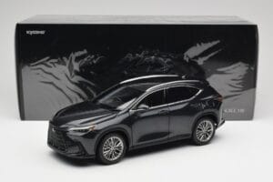 Lexus NX450h+ AZ20 Черен Kyosho 1:18 08968GBK Смола — снимка 8 от 8