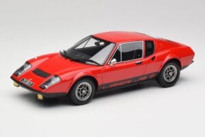 Ligier JS2 Червен Otto 1:18 OT1103 Смола