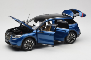 Lincoln Corsair Син OEM 1:18 LINCOLN001 Метал — снимка 2 от 8