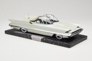 Lincoln Futura Concept Бял Minichamps 1:18 107082030 Метал — снимка 4 от 6