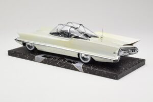 Lincoln Futura Concept Бял Minichamps 1:18 107082030 Метал — снимка 5 от 6