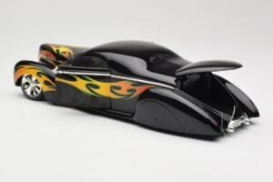 Lincoln Zephyr Scrape Custom Черен с Пламъци Hot Wheels 1:18 57319 Метал — снимка 5 от 8