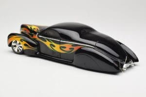 Lincoln Zephyr Scrape Custom Черен с Пламъци Hot Wheels 1:18 57319 Метал — снимка 7 от 8