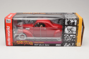 Lincoln Zephyr The Three Stooges Филмов Автомобил Auto World 1:18 AWSS113/06 Метал — снимка 5 от 5