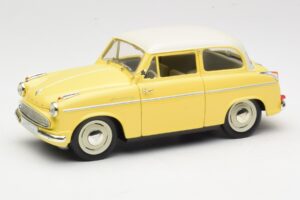 Lloyd Alexander TS Жълт Revell 1:18 08958 Метал