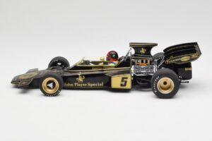 Lotus 72D #5 E. Fittipaldi John Player Special GP Spain 1972 MCG 1:18 MCG18610F Метал — снимка 5 от 6