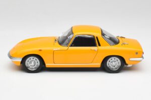 Lotus Elan S/E Racing Жълт AUTOart 1:18 75352 Метал — снимка 4 от 8